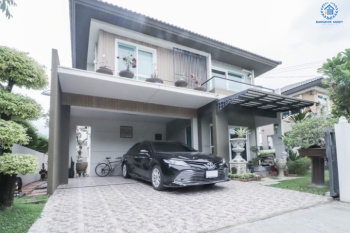 บ้านเดี่ยวมือสอง  ม.มัณฑนาเลค วัชรพล บ้านสวย จากแบรนด์ดัง * Land & House *  เนื้อที่ 50.30 ตร.ว. มาพร้อมฟังก์ชันจัดเต็ม 3 ห้องนอน 3 ห้องน้ำ บ้านสวยพร้อมเข้าอยู่ พร้อมแถมเครื่องปรับอากาศ 4 เครื่อง บนทำเลศักยภาพ เชื่อมต่อถนนหลายเส้นทาง ใกล้รถไฟฟ้า สถานี "สายหยุดและแยกคปอ"  และ ใกล้จุดขึ้นทางด่วน "รามอินทรา-อาจณรงค์"